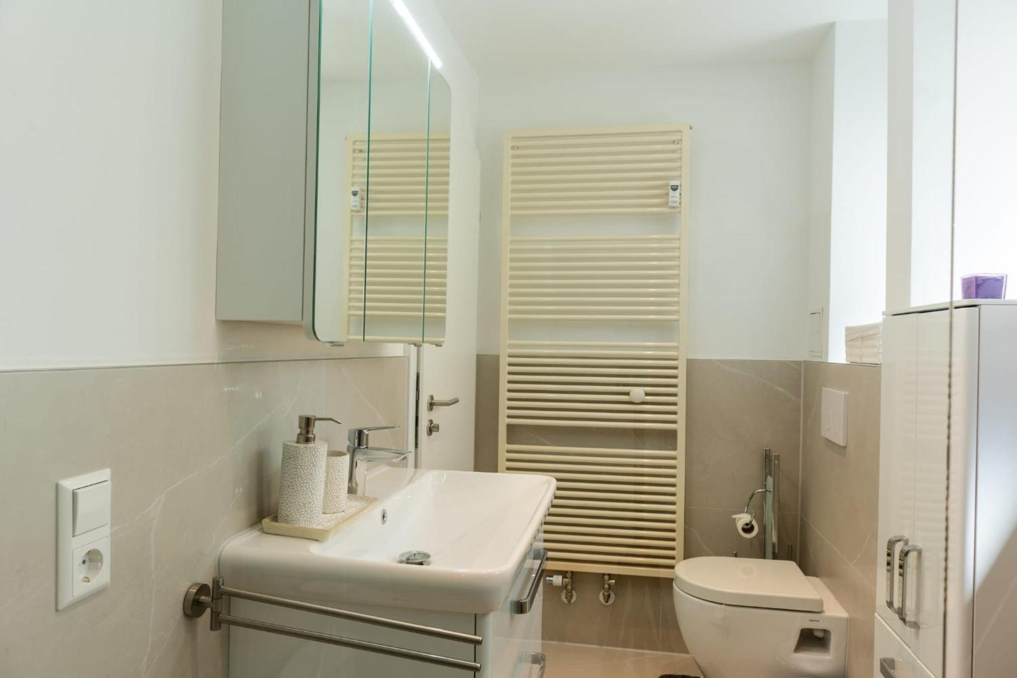Mega Lux Apartment エスリンゲン エクステリア 写真