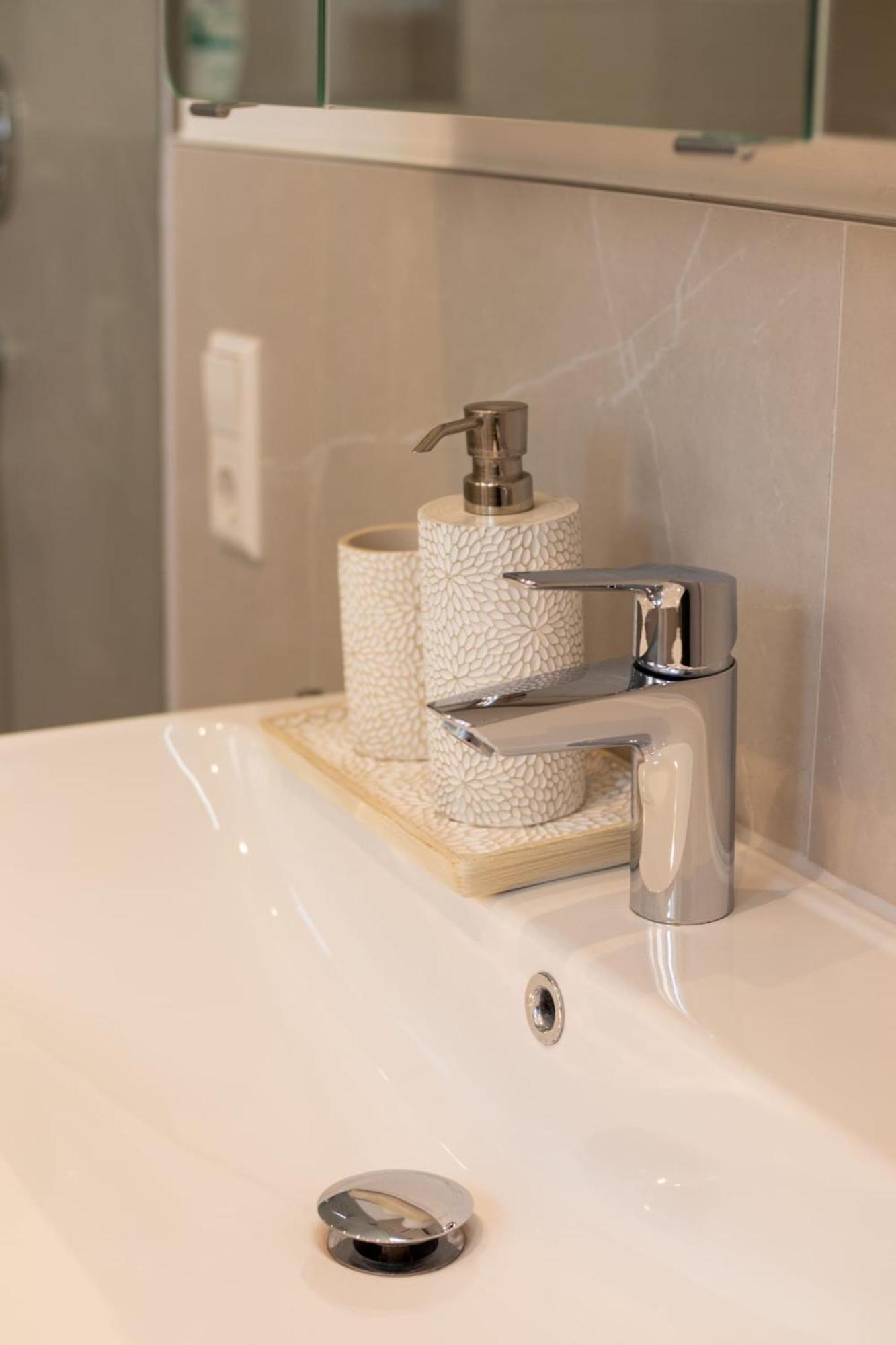 Mega Lux Apartment エスリンゲン エクステリア 写真